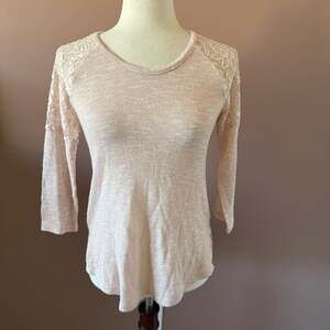 Candie's Pink Knit 3/4 Raglan Sleeve Top with Floral Lace Detail